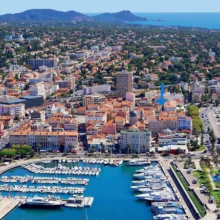 Cocon, Centre St Raphael, A 1min * Saint-Raphaël
