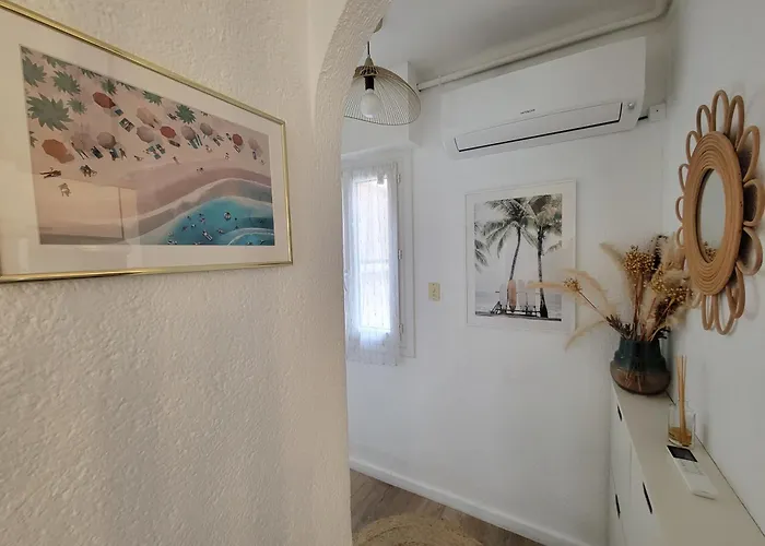 Cocon, Centre St Raphael, A 1min 아파트 *